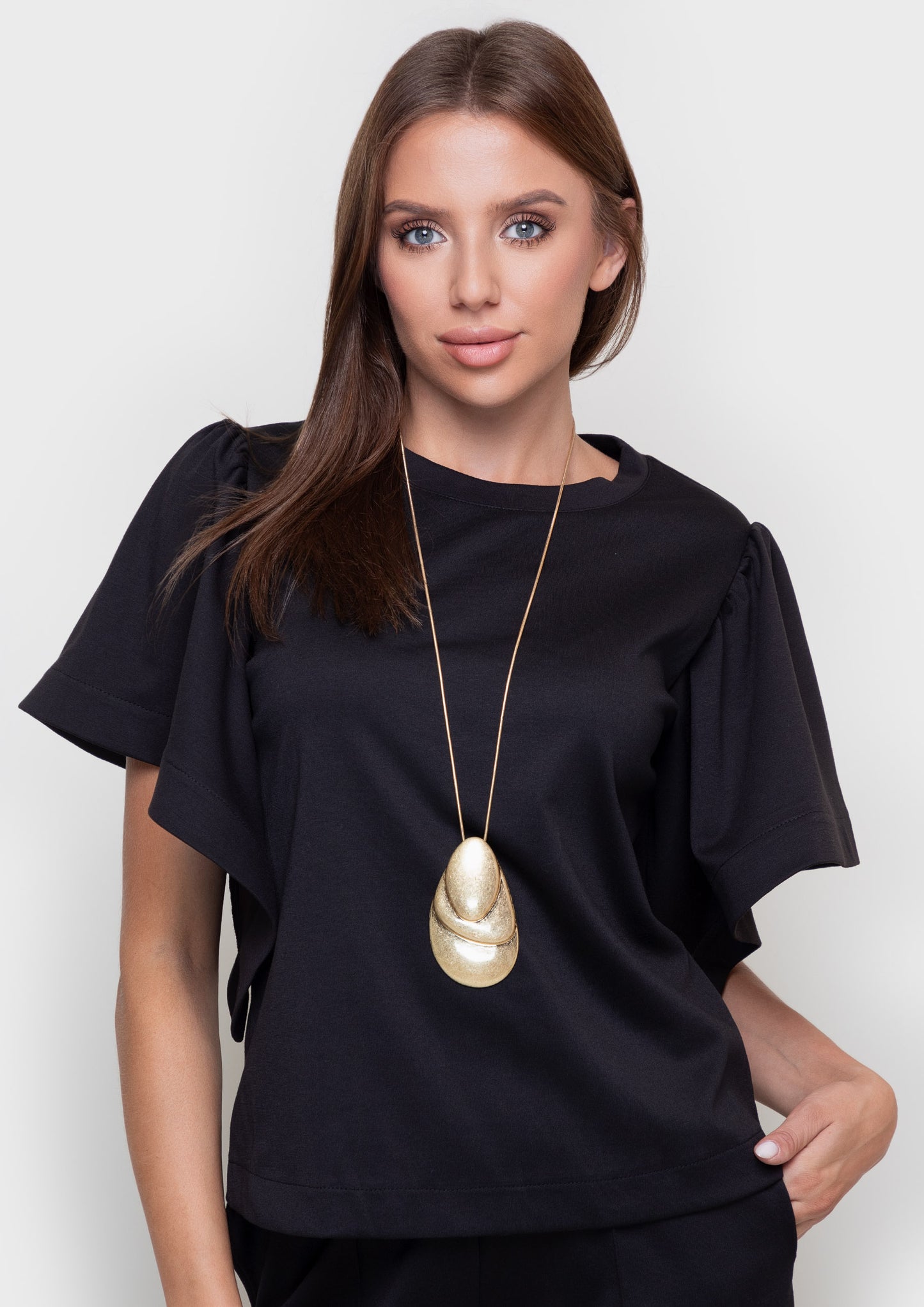 Chic Ruffle Sleeve Suit