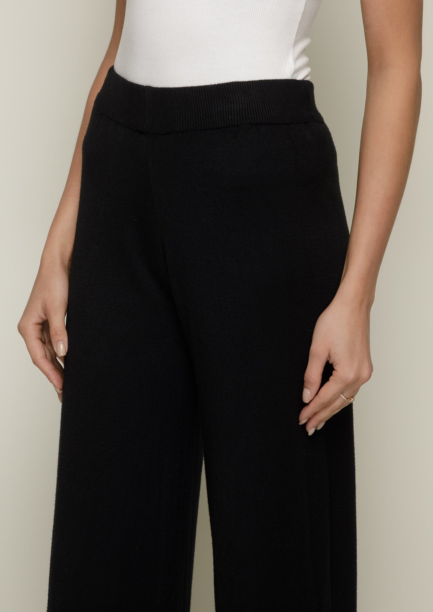 Women's high-waisted pants