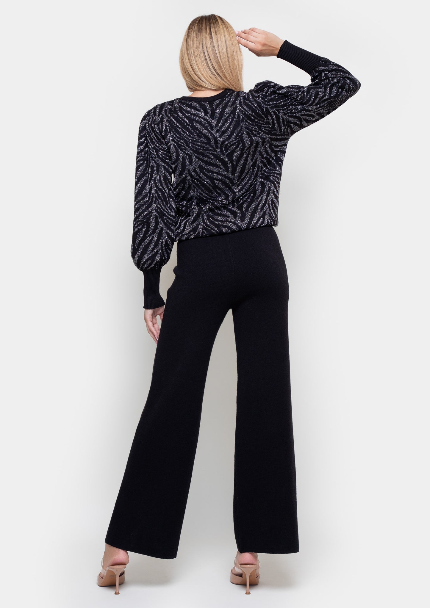 Elegant sweater by Samange