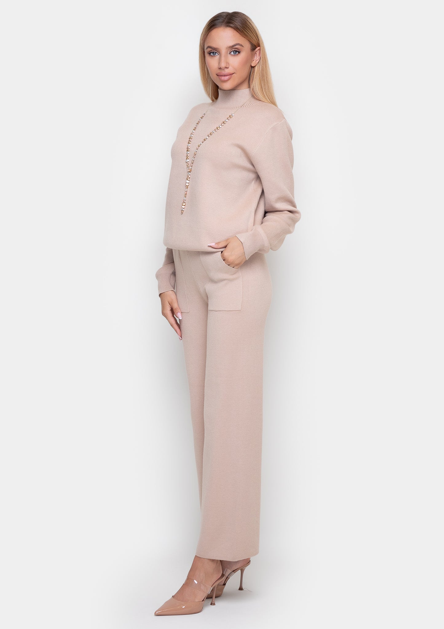 Samange suit in viscose fabric