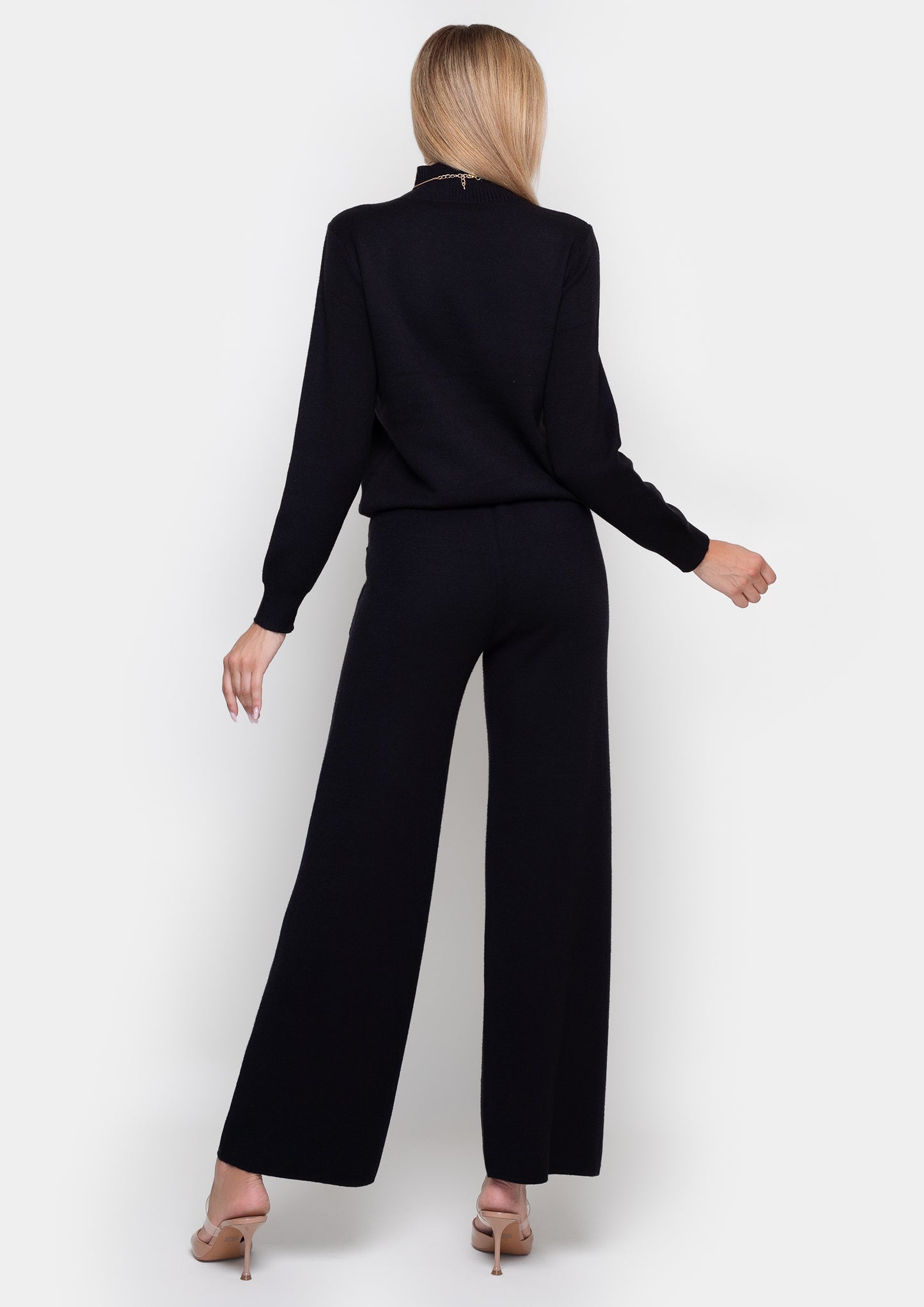 Samange suit in viscose fabric