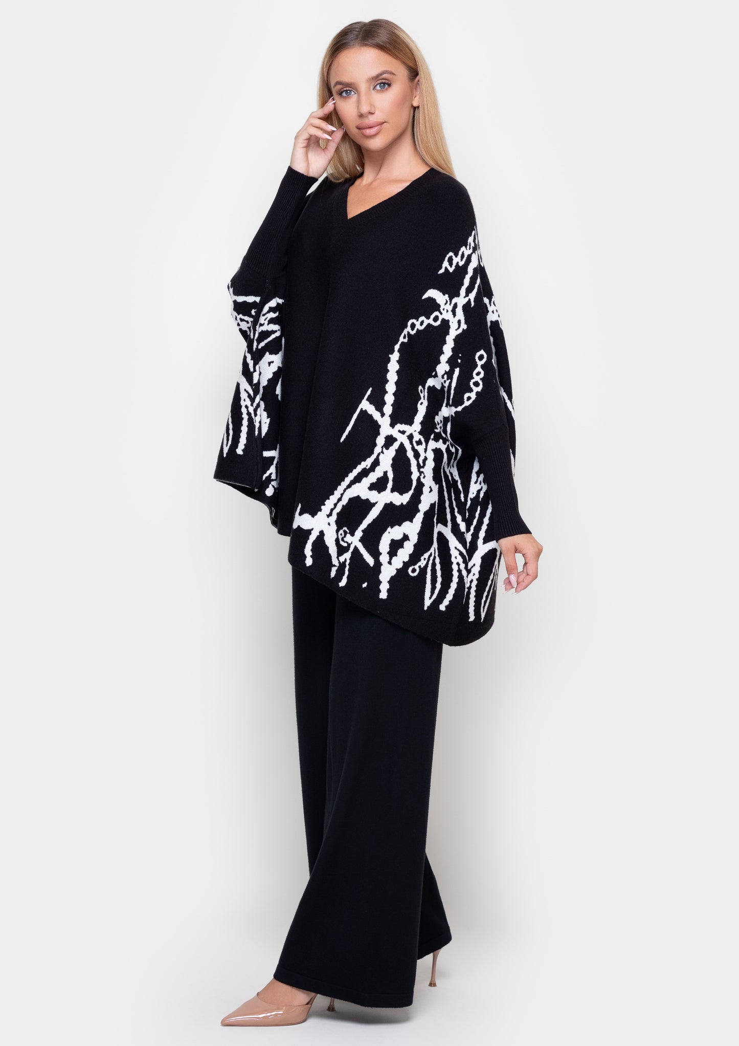 Sweater oversized a classic in a modern version