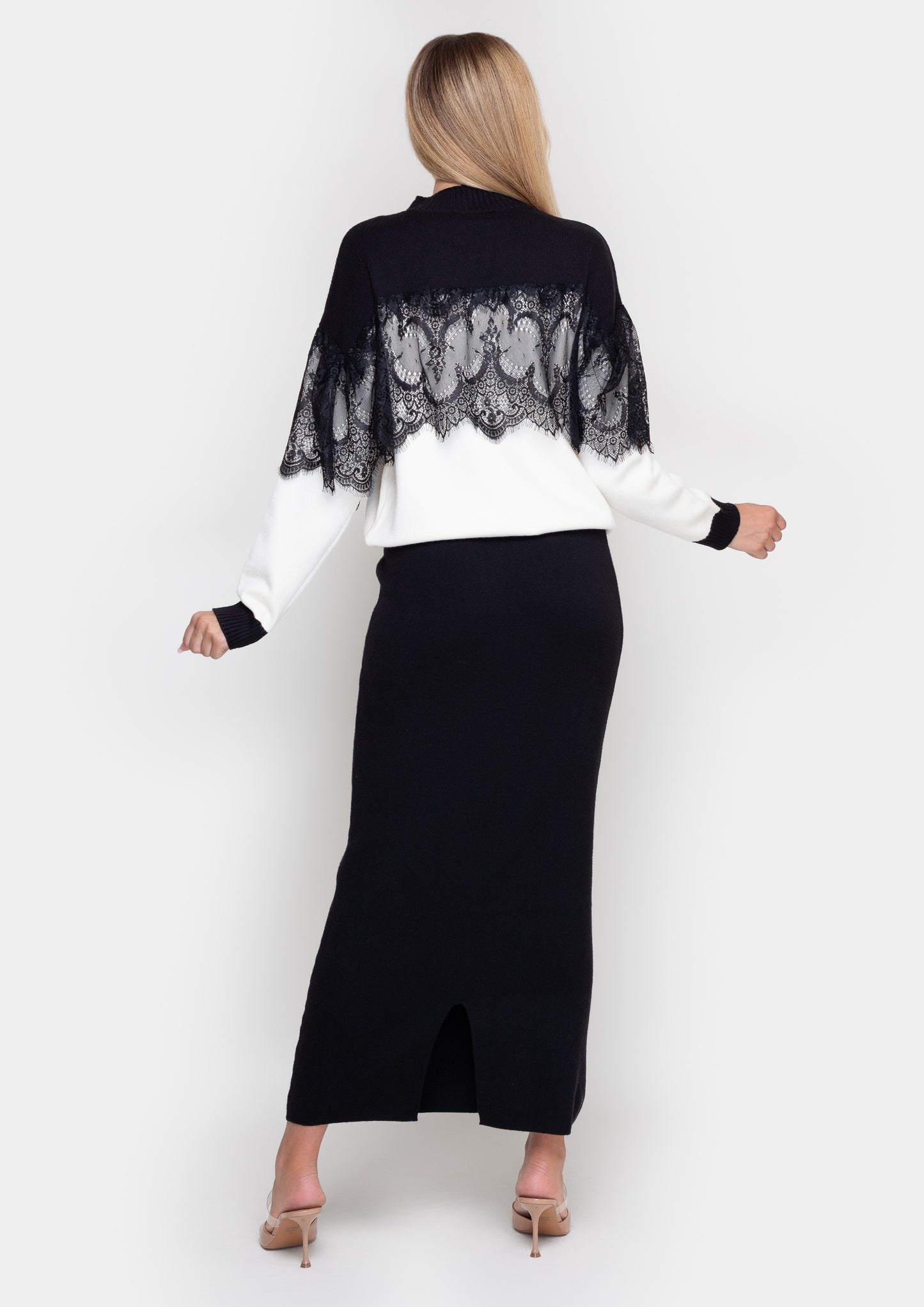 Elegant women's sweater Samange