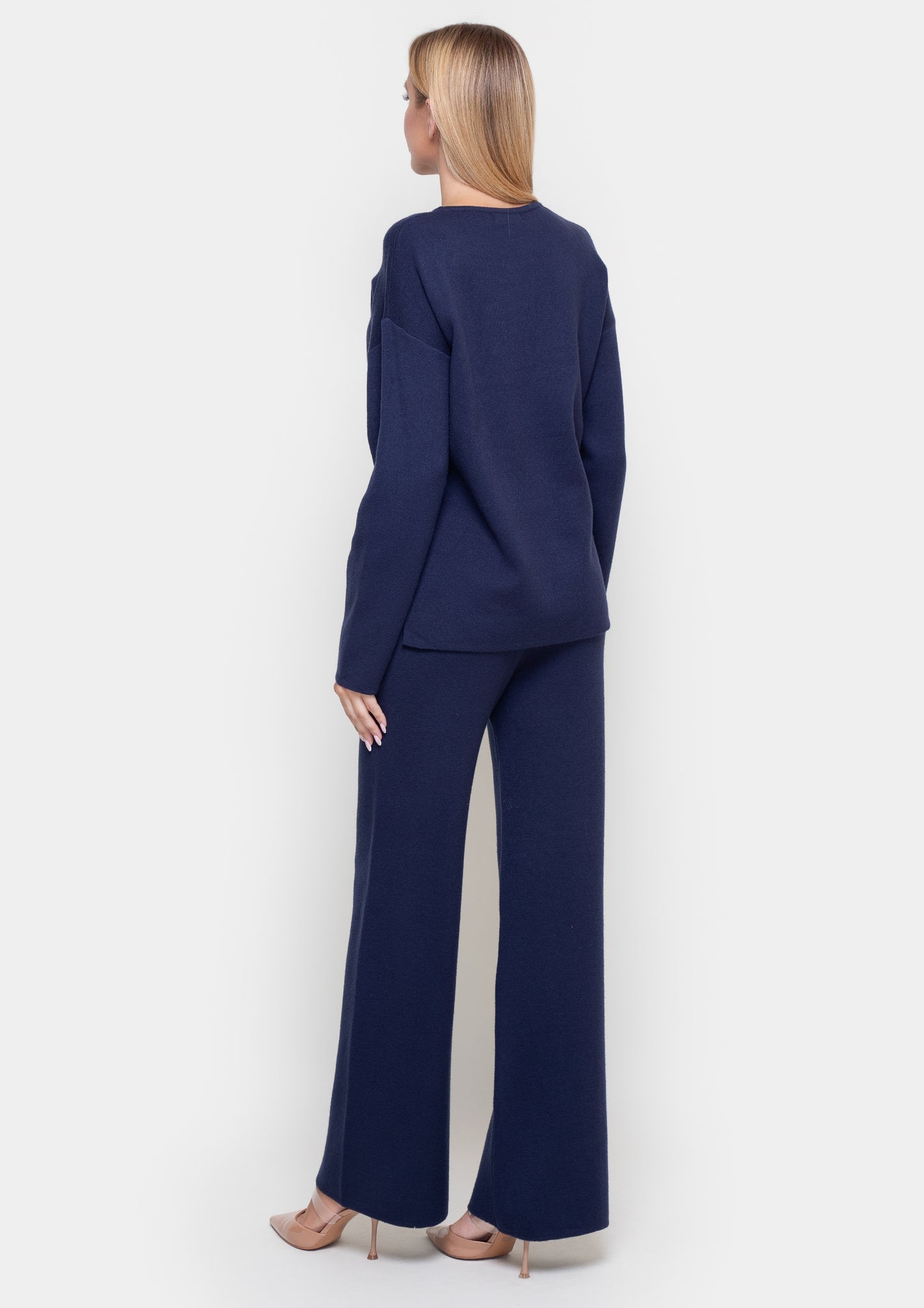Women's three-piece suit by Samange